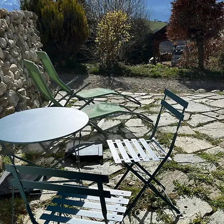 Dans Un En Montagne *